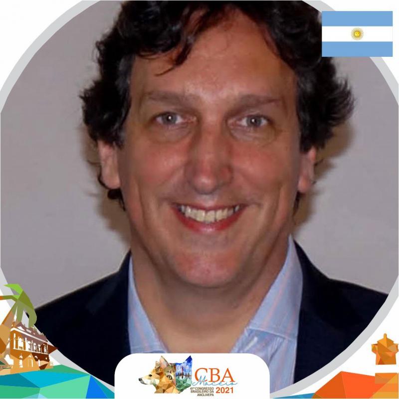 CARLOS MUCHA
